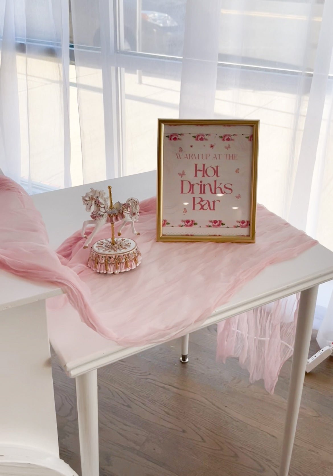 White Candy Cart Rental Williamson County TX - Party & Wedding Cart - Pretty Party Boxx