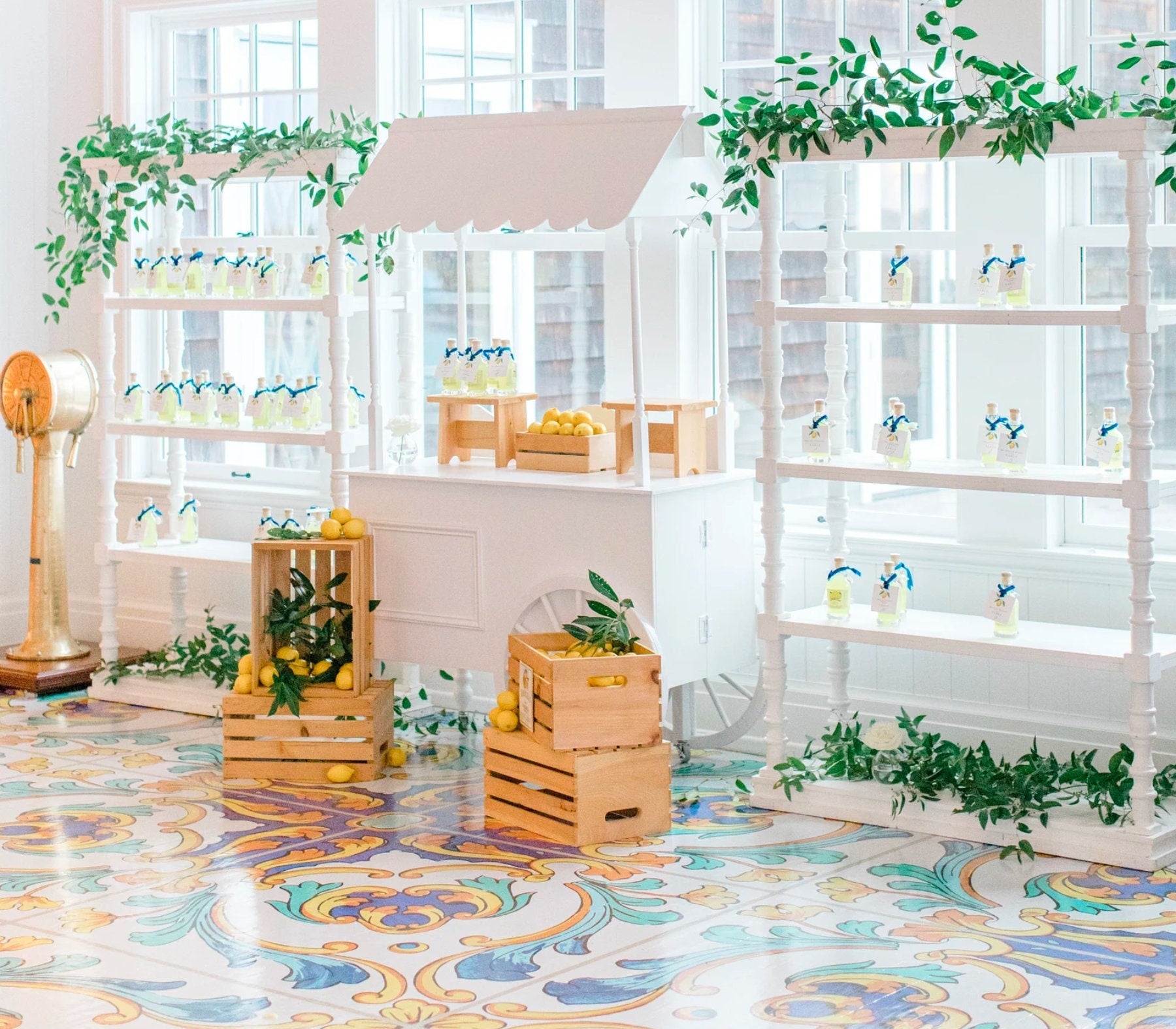 White Candy Cart Rental Williamson County TX - Party & Wedding Cart - Pretty Party Boxx