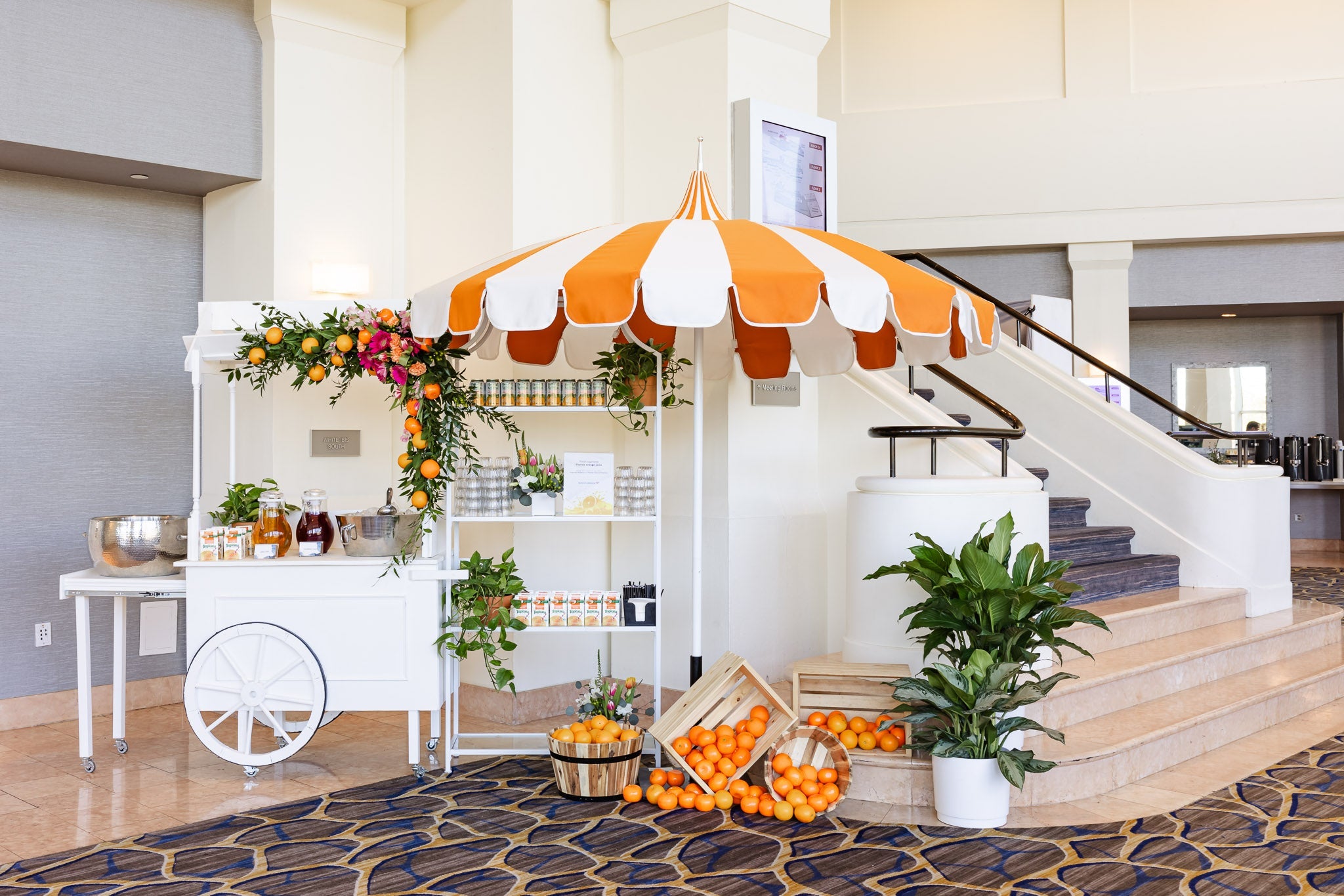 White Candy Cart Rental Williamson County TX - Party & Wedding Cart - Pretty Party Boxx