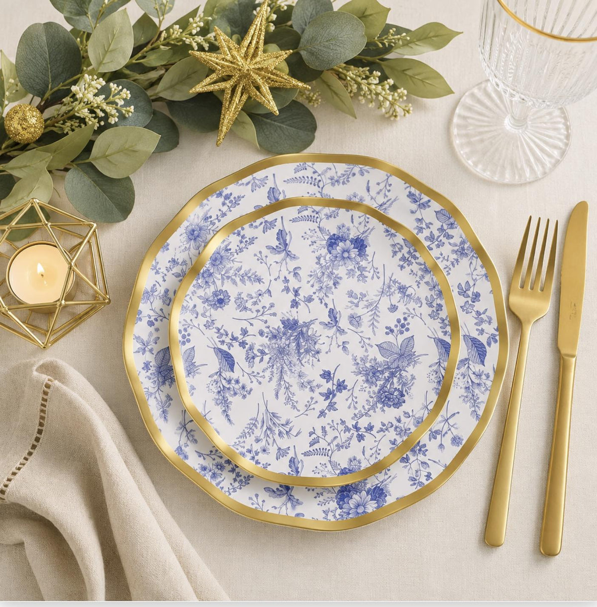Elegant Toile Floral Scalloped Paper Party Plates – Set of 25 Disposable Plates in 7" & 10" Sizes - Pretty Party Boxx