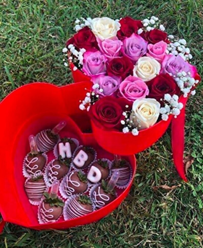 2- Layer Heart Shaped Charcuterie w/Toothpicks Gift Box