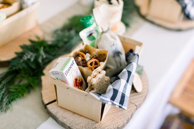 Wooden Food Favor Box with Wooden Forks – Eco - Friendly Charcuterie & Dessert Boxes for Weddings, Parties & Catering - Pretty Party Boxx