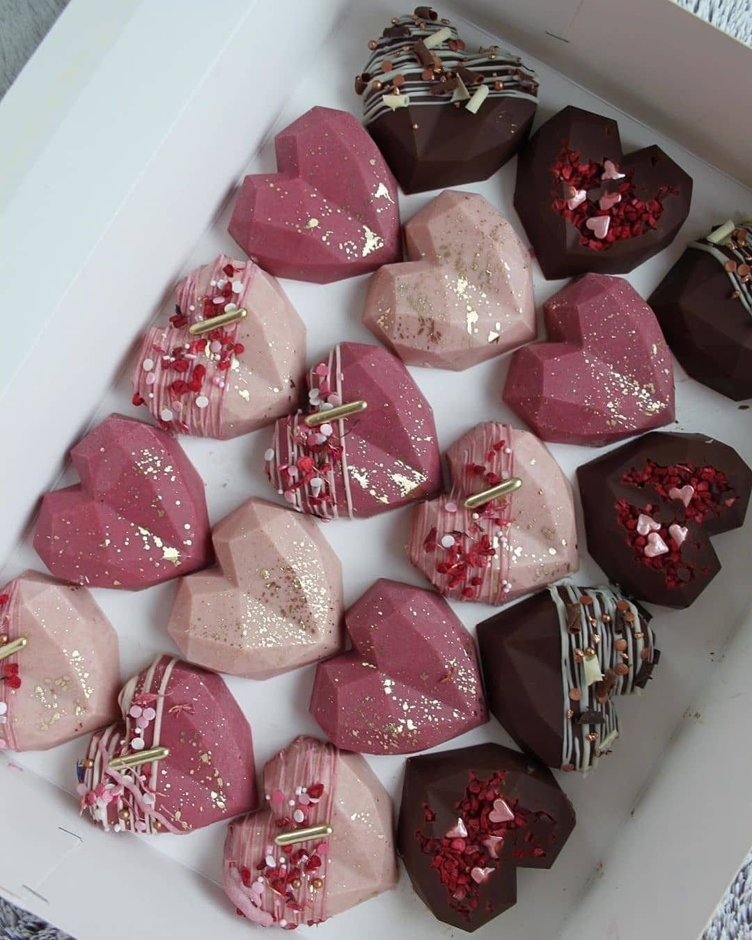 Breakable Heart Molds with Hammers – Silicone Diamond Heart Cake Mold Set for Chocolate, Candy & DIY Desserts | Valentine’s Day Gift Kit - Pretty Party Boxx