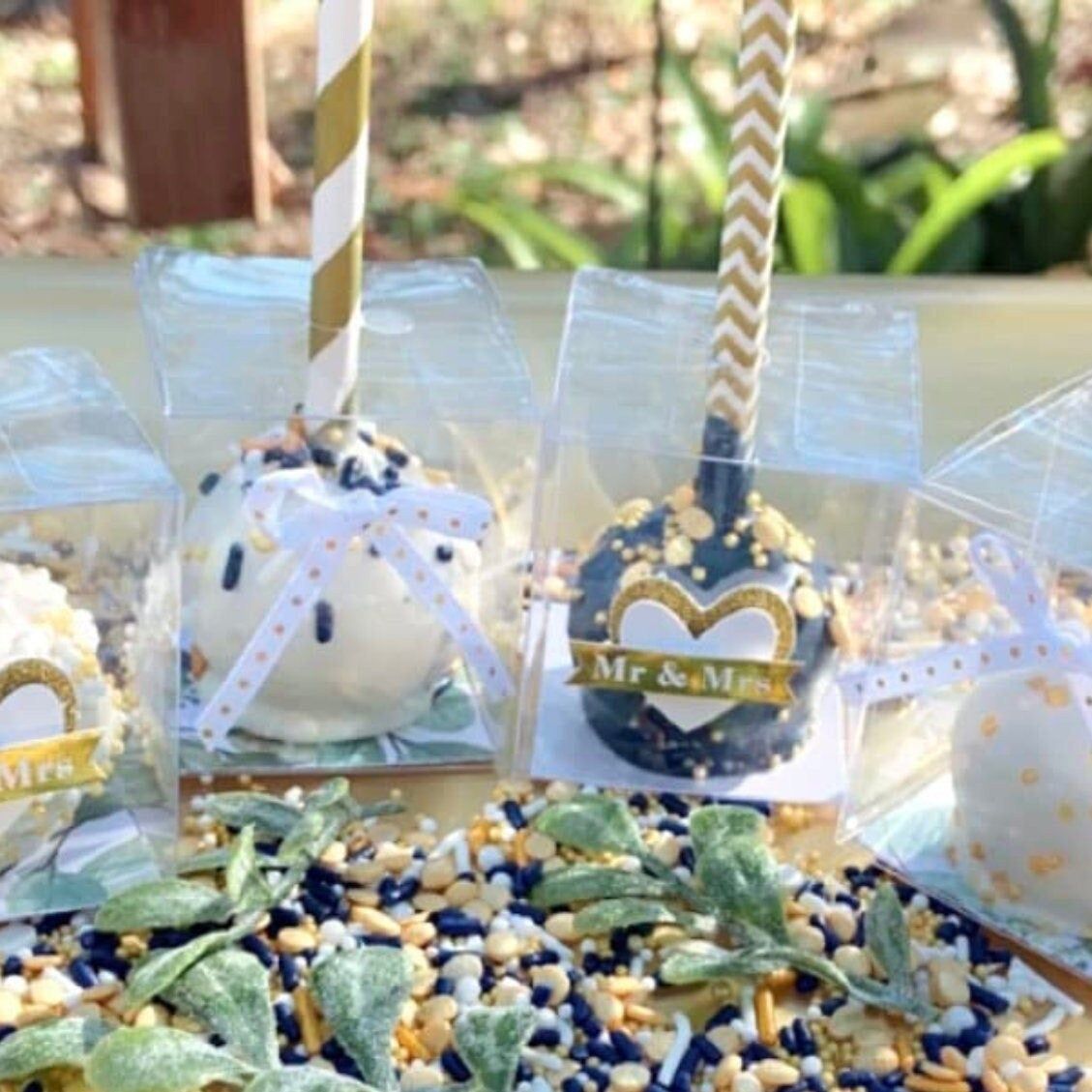 Clear Cake Pop Favor Boxes with Ribbon – Transparent Dessert Packaging for Weddings, Showers & Party Favors (Fits 1 Cake Pop, PET Plastic) - Pretty Party Boxx