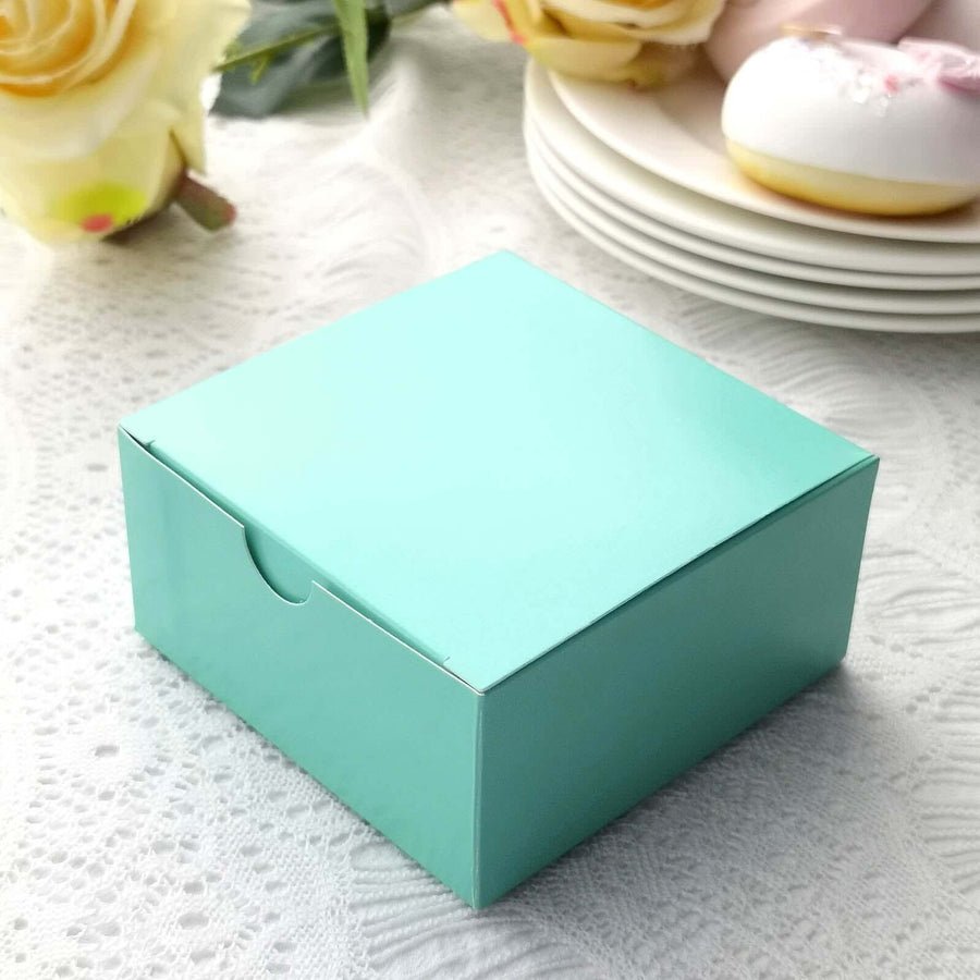 Mint green favor box. Beautiful gift packaging for wedding favors or party treats.