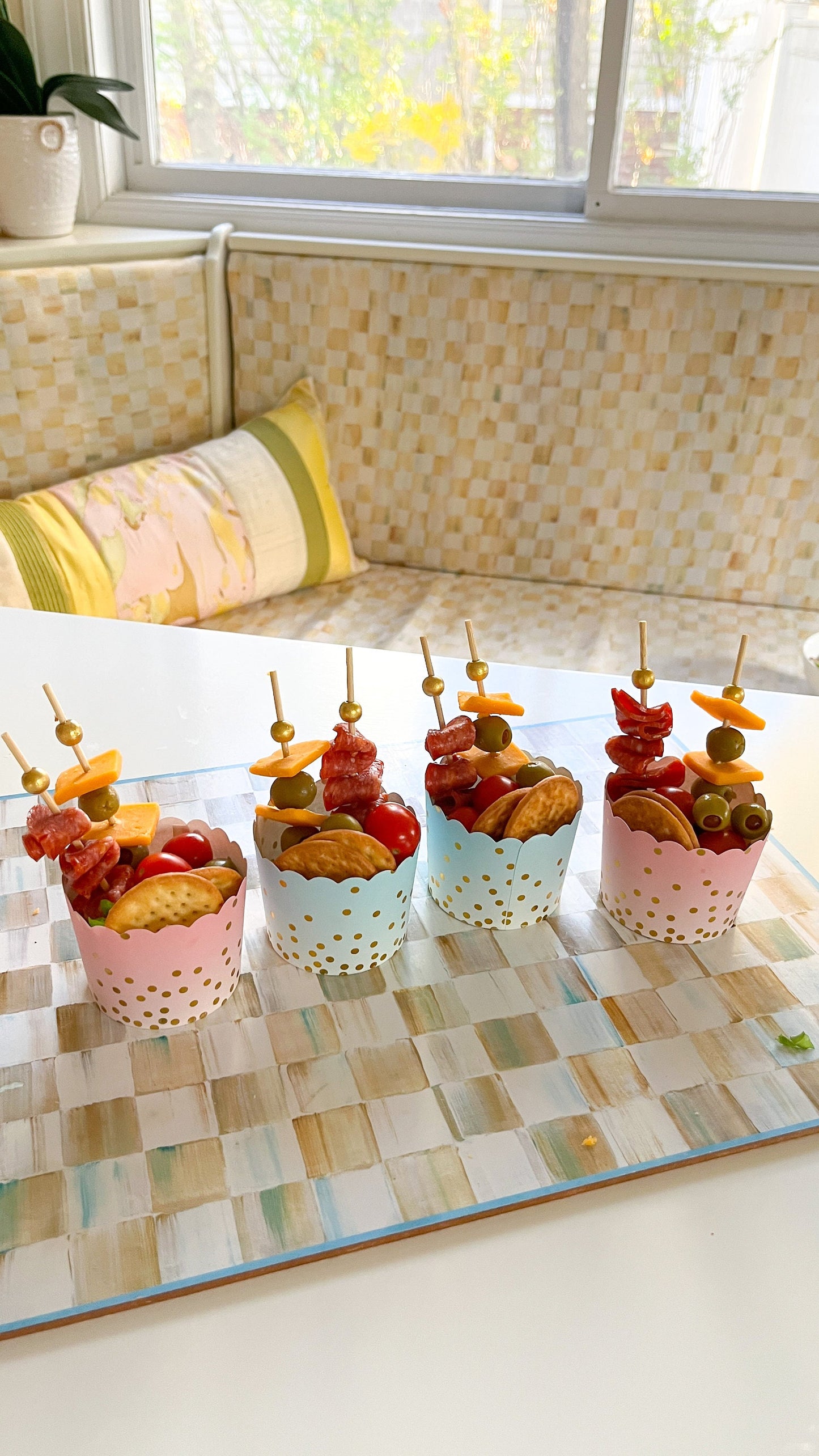 Scalloped Charcuterie Favor Cups w/Toothpicks