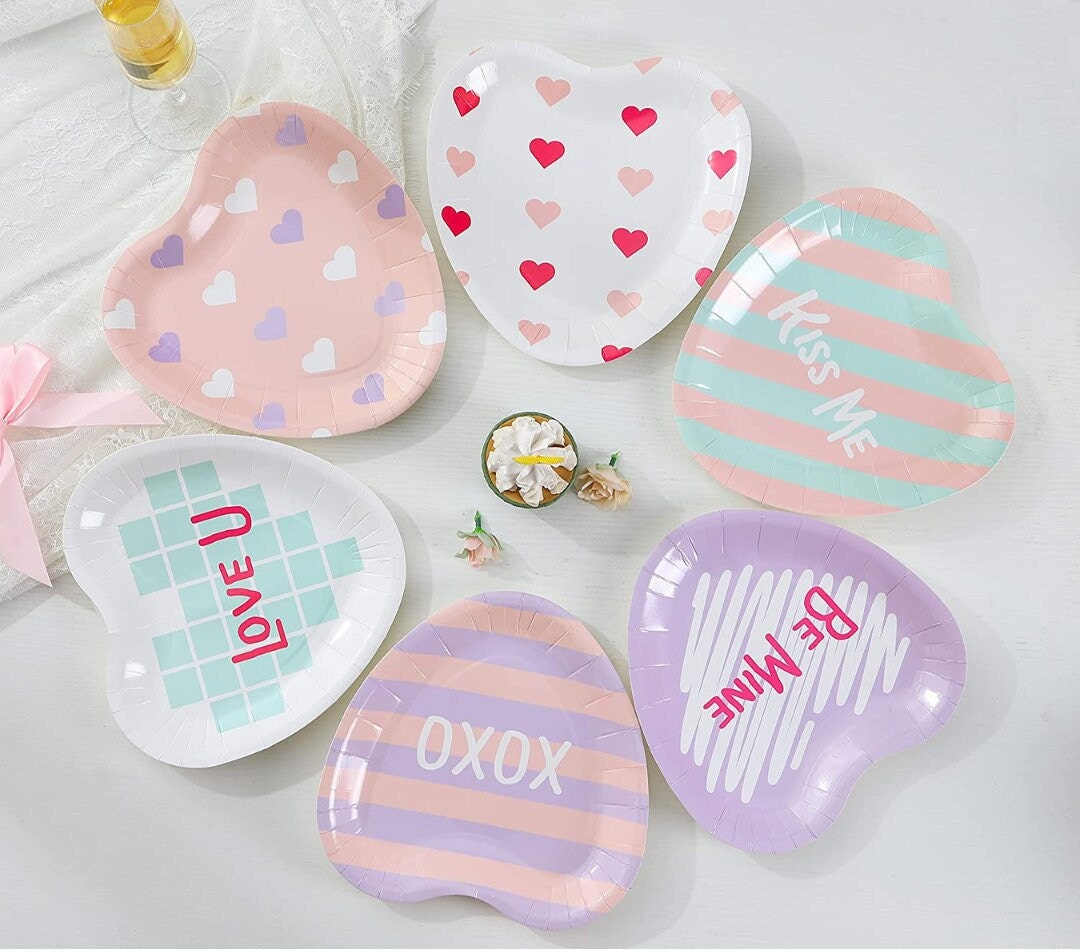 Heart Shaped Paper Napkins and Paper Plate Set – ThePrettyPartyBoxx