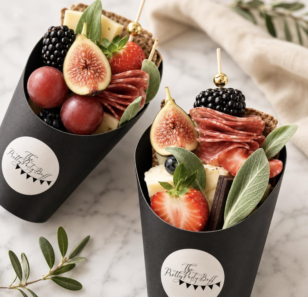 Black Charcuterie Cups with Gold Fancy Toothpicks – 20 - Piece Appetizer Serving Set for Weddings, Parties & Grazing Tables