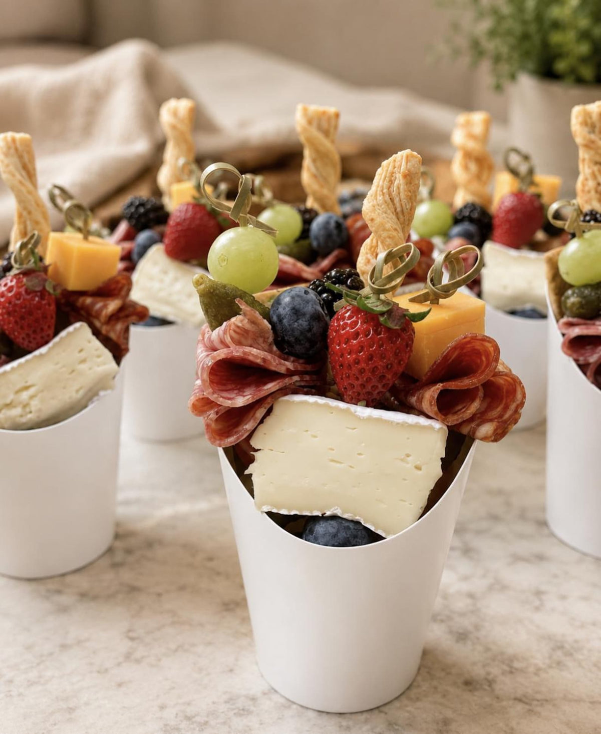 Charcuterie Favor Cups with Toothpicks Set – Elegant Snack Cups for Events, Parties & Weddings - Pretty Party Boxx