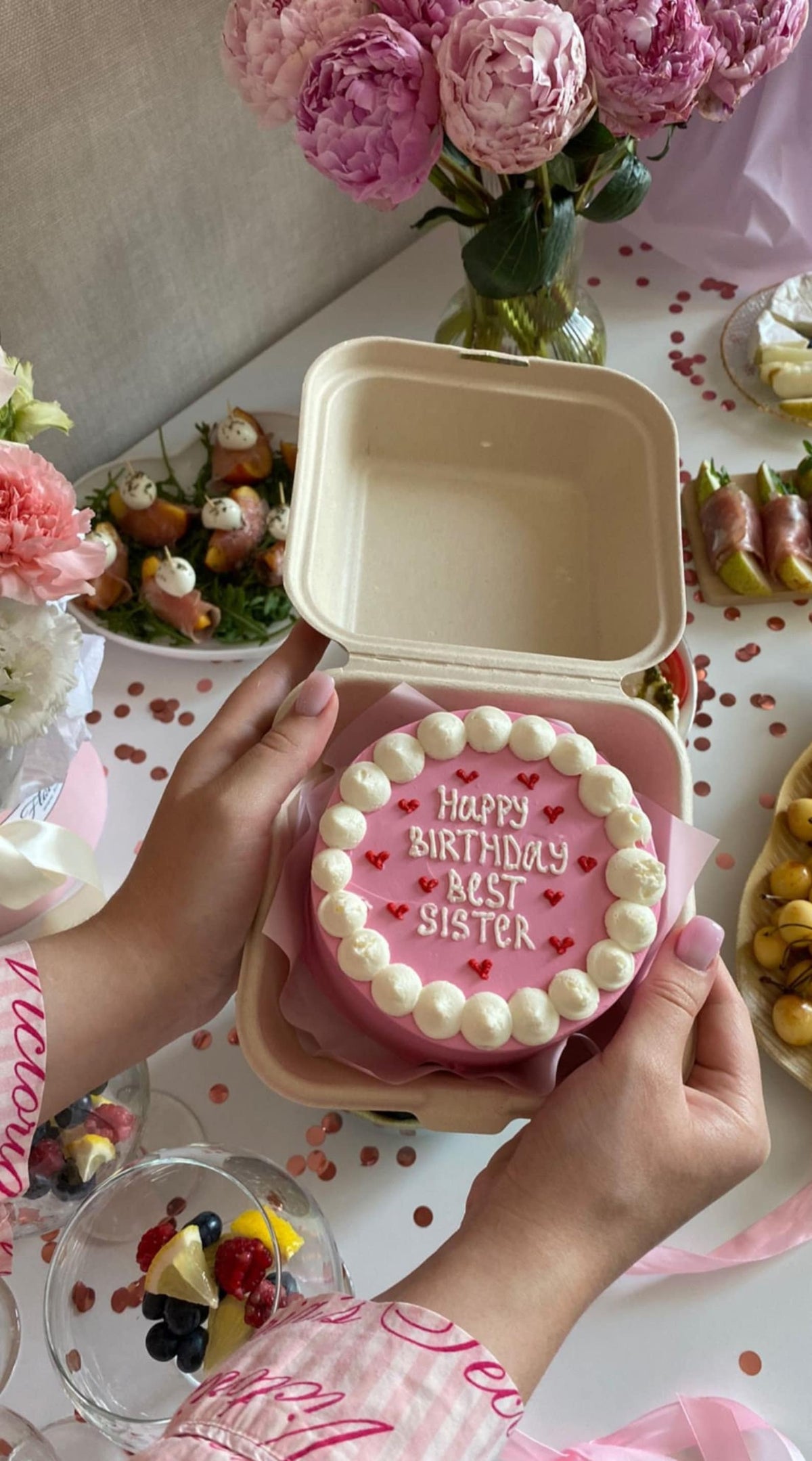 Mini Kraft Birthday Cake Gift Box with Wooden Spoon – Single Favor Box for Mini Cakes, Weddings & Showers - Pretty Party Boxx