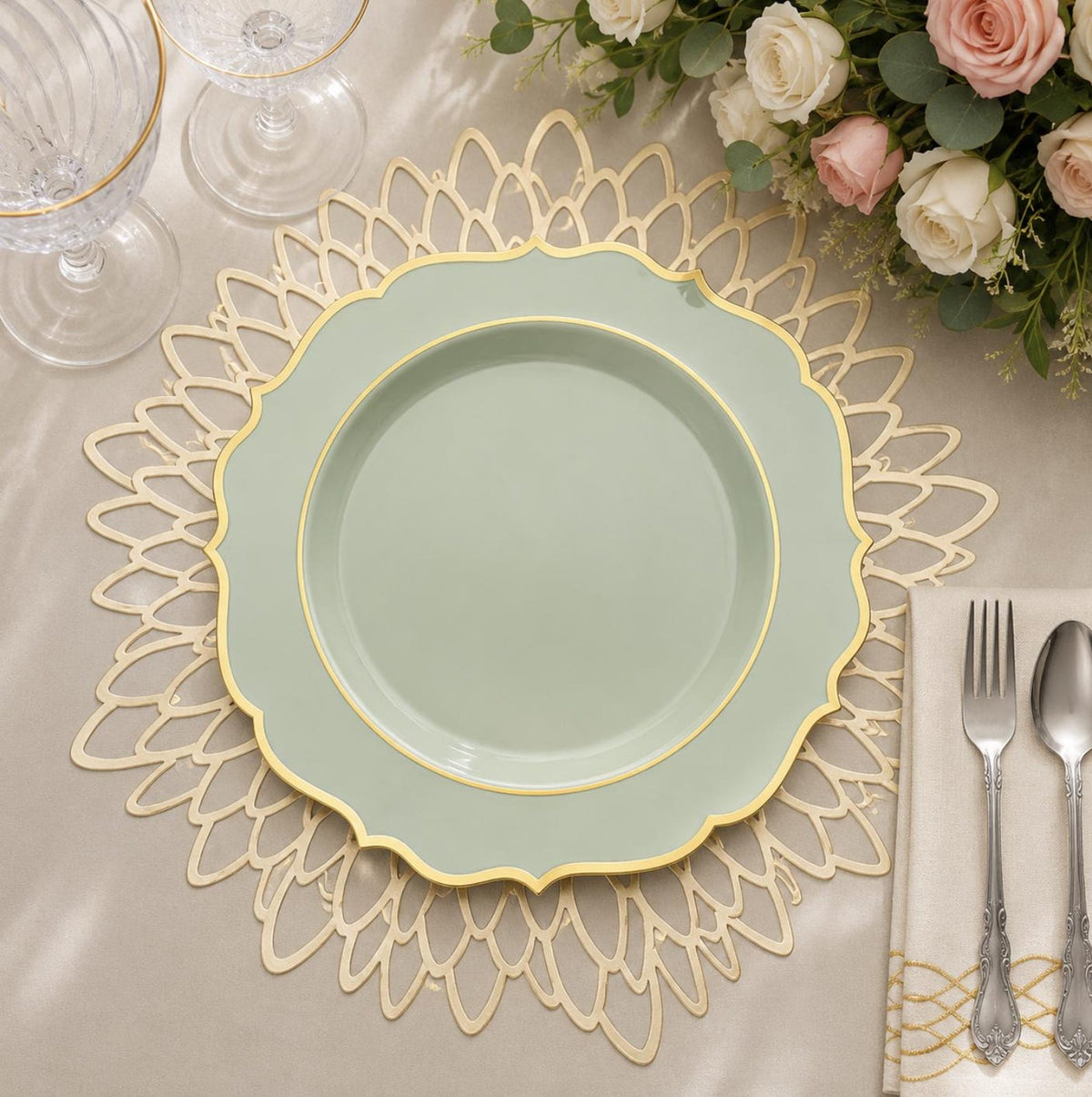 Round Dessert Plates in green with Gold Scalloped Rim Fancy Plates 