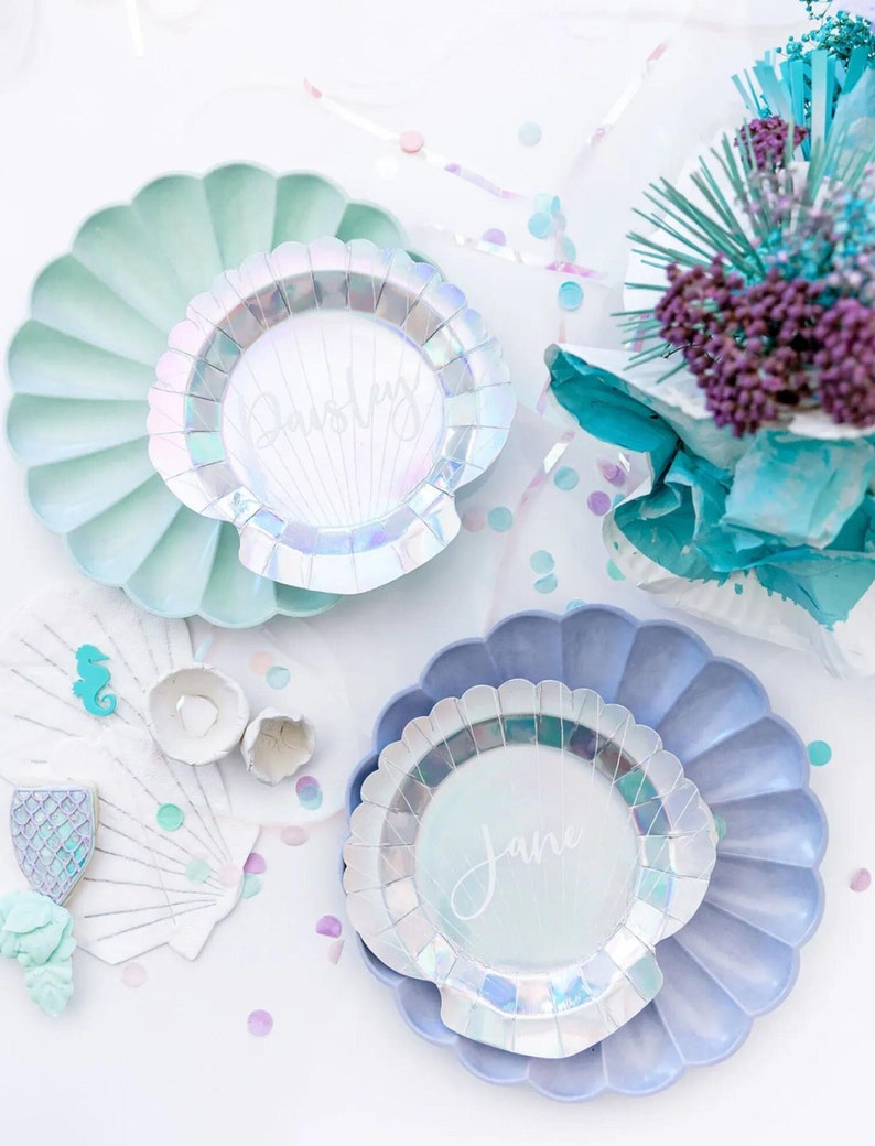 Scallop Rim Party Plates – Fancy Gold & Silver Disposable Dinnerware for Weddings & Elegant Events - Pretty Party Boxx