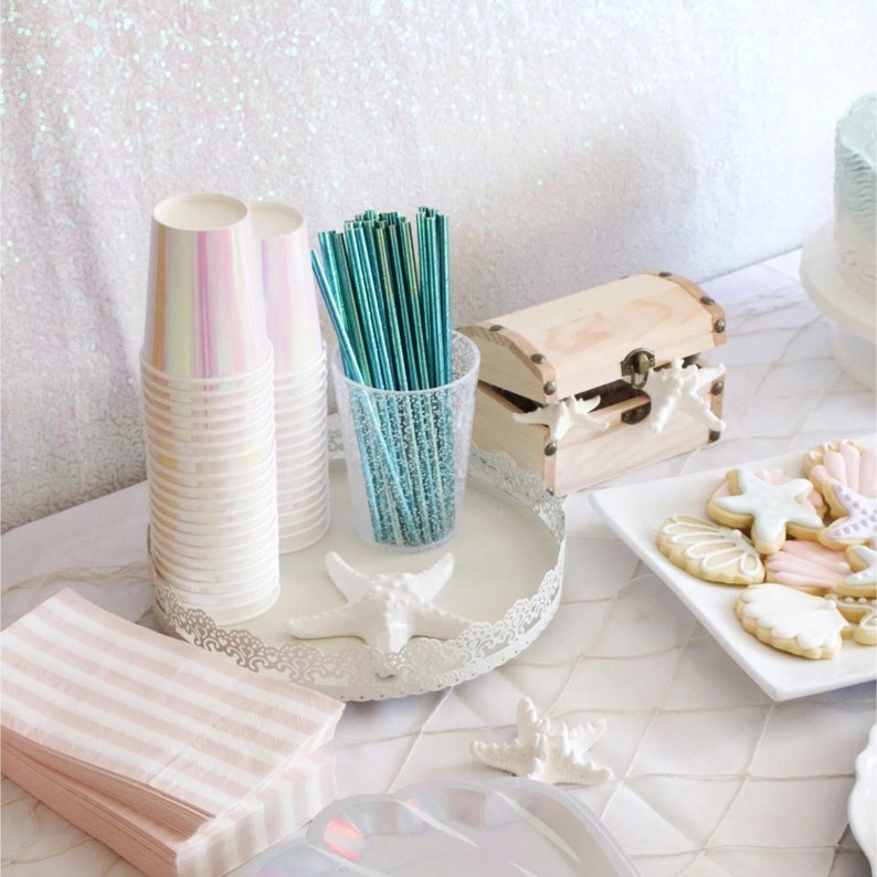 Scallop Rim Party Plates – Fancy Gold & Silver Disposable Dinnerware for Weddings & Elegant Events - Pretty Party Boxx