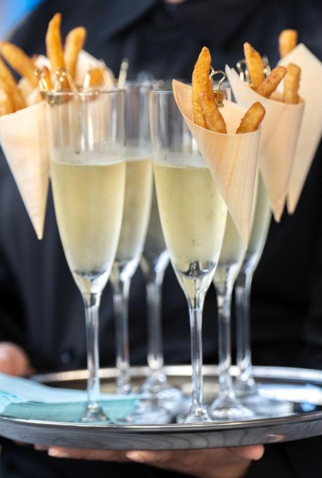 Acrylic Champagne Glasses with Paper Cones – Fry Cup & Small Bites Display for Weddings