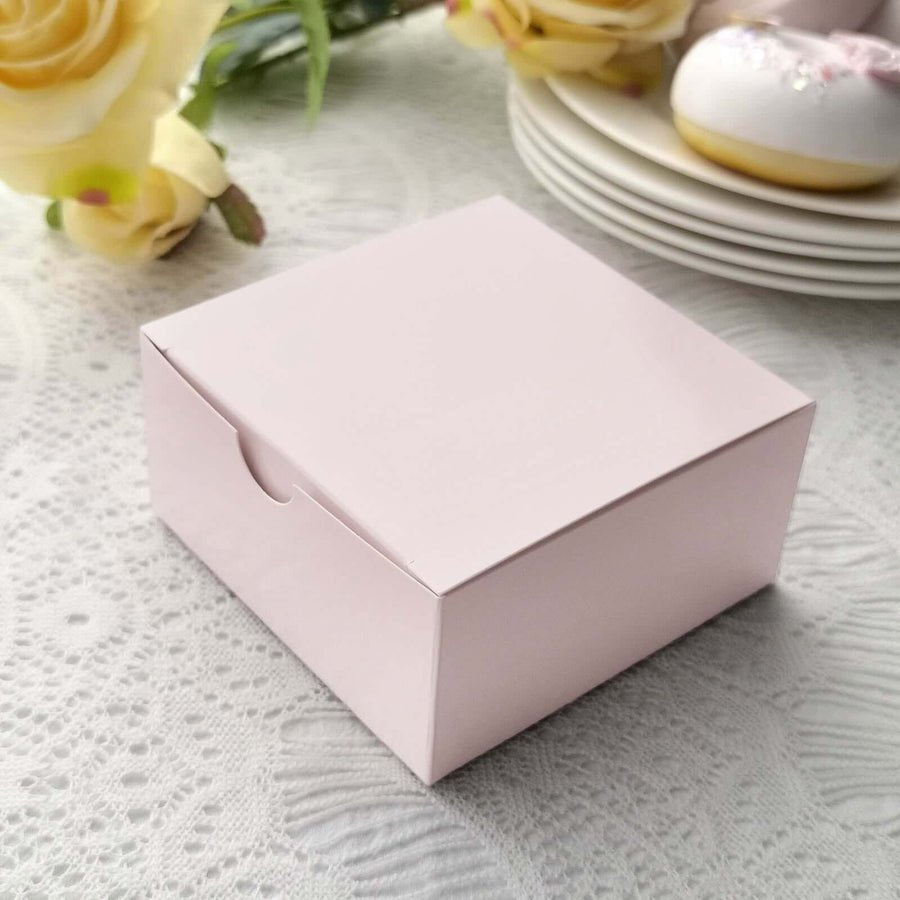 Pink favor box for treats or small gifts. Ideal wedding favor boxes or party gift packaging.