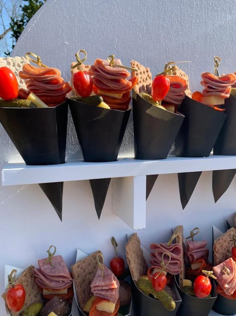 Black Charcuterie Paper Cones w/Toothpicks Set