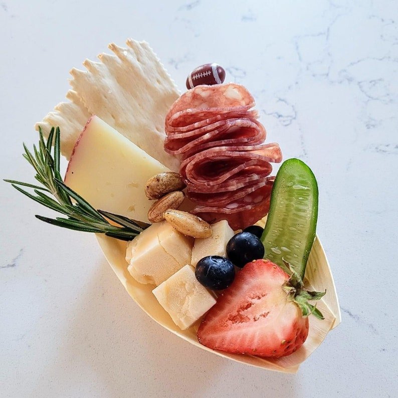 Boat - Shaped Bamboo Appetizer Plates with Mini Forks or Toothpicks – Eco - Friendly Charcuterie Serving Set for Parties, Weddings & Events - Pretty Party Boxx