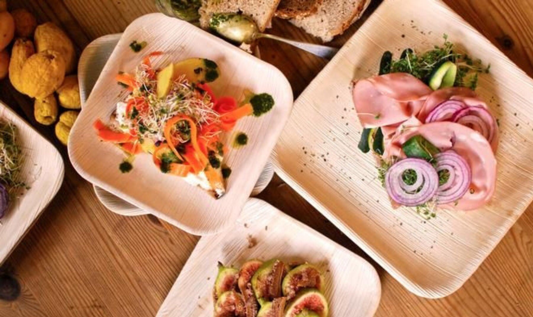 Set of 20 Charcuterie Bamboo Plates with Wooden Utensils – 10 - Inch Eco - Friendly Disposable Serving Plates for Weddings & Events - Pretty Party Boxx